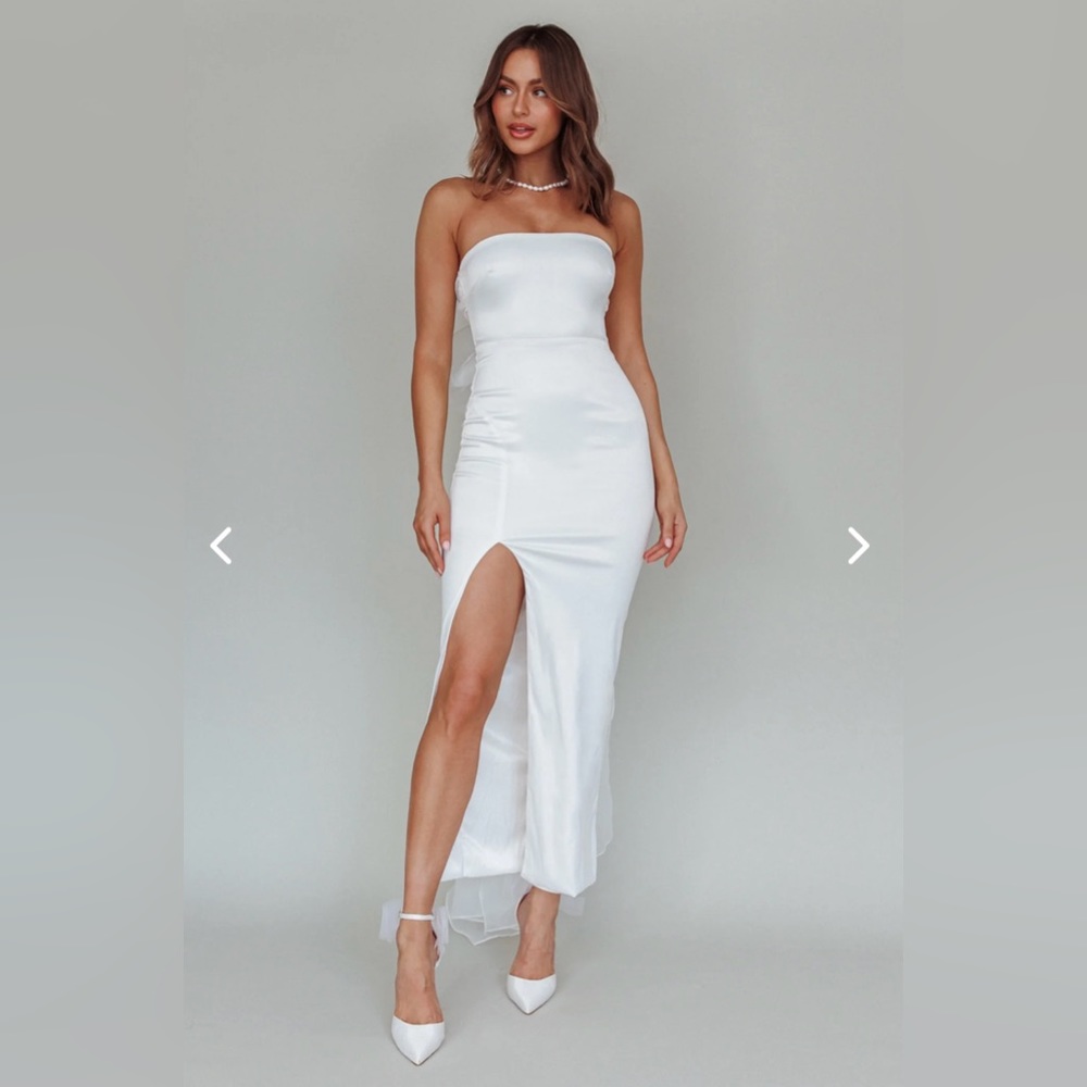 Selfie Leslie White Strapless Midi Dress with Thigh Slit